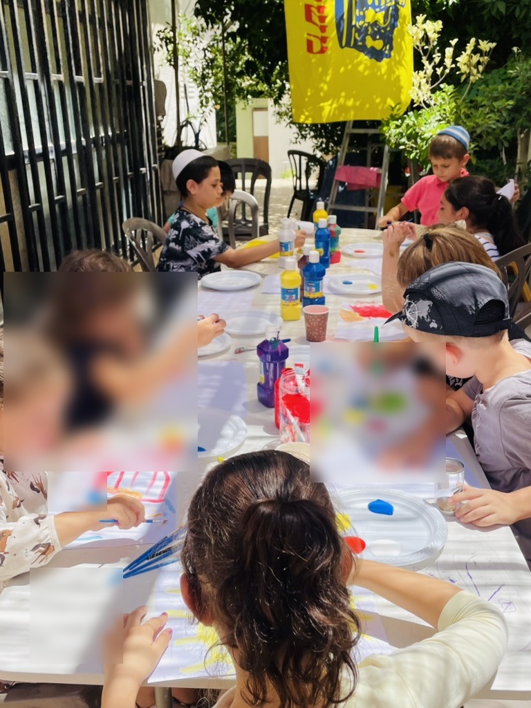 Детские образовательные программы, в которых знание, доброта и радость становятся частью характера и будущего ребенка.