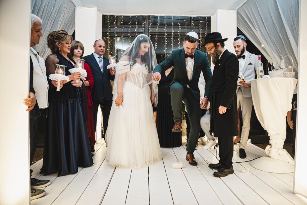 Еврейская свадьба — мазл тов: праздник души, семьи и будущего, основанного на Торе и верности.